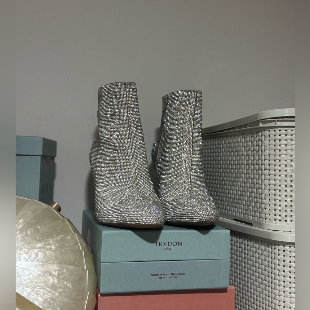 Gianni Bini Annina Sparkle Rhinestone Stiletto Heel Booties Pointed Toe 8